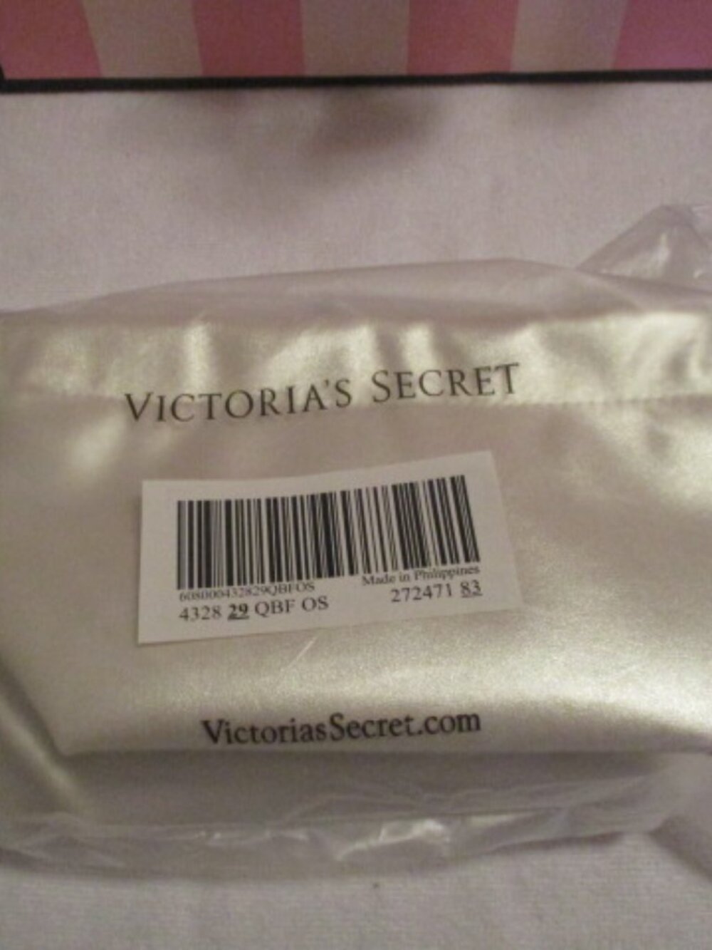 Gorgeous Cinched Pouch NWT